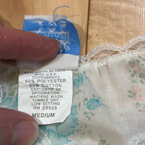 Vintage Elsie of Miami Nightgown - Picture 4 of 7